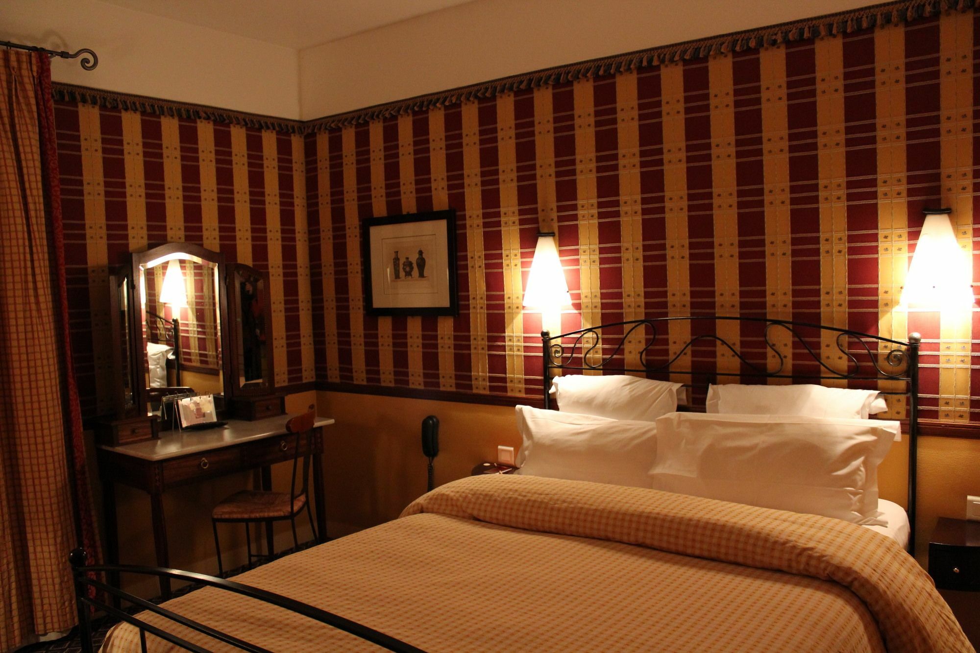 Le Relais Saint Sulpice Hotel Paris Eksteriør billede